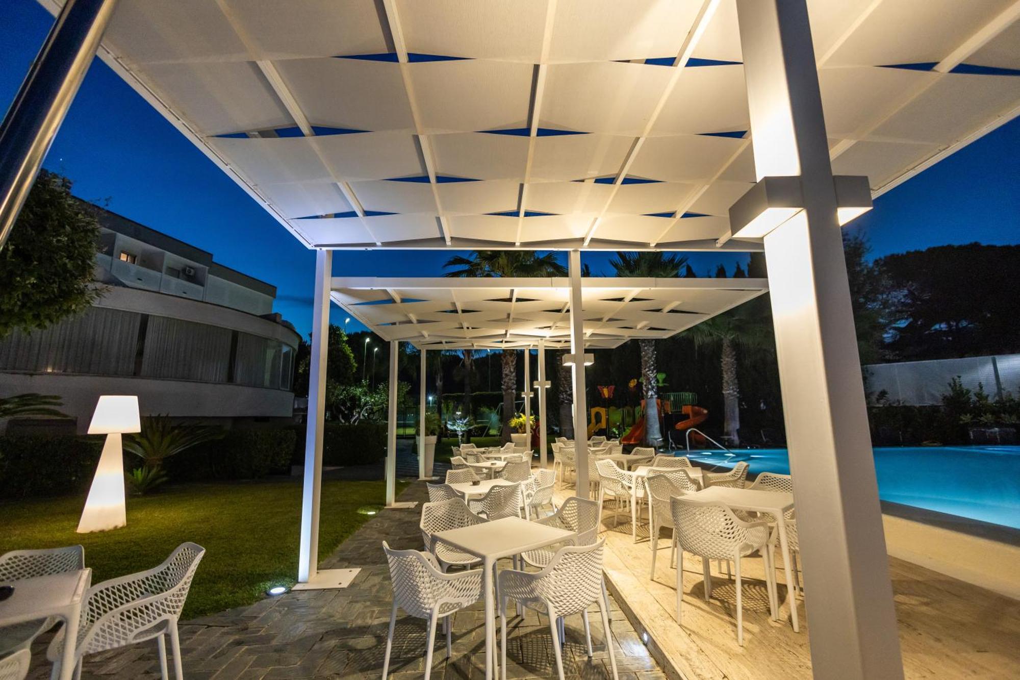 Hotel Le Palme Пестум Екстер'єр фото