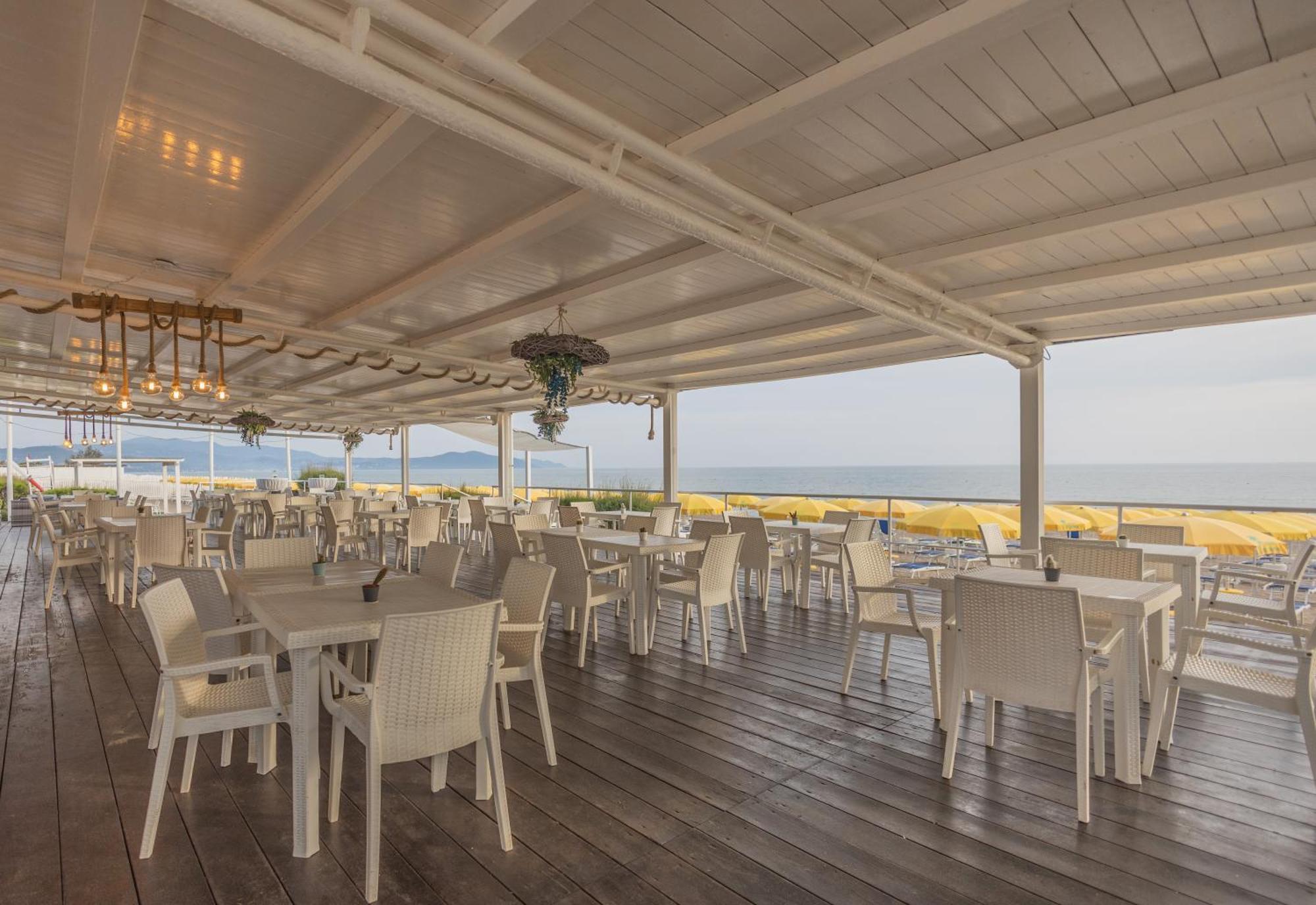 Hotel Le Palme Пестум Екстер'єр фото