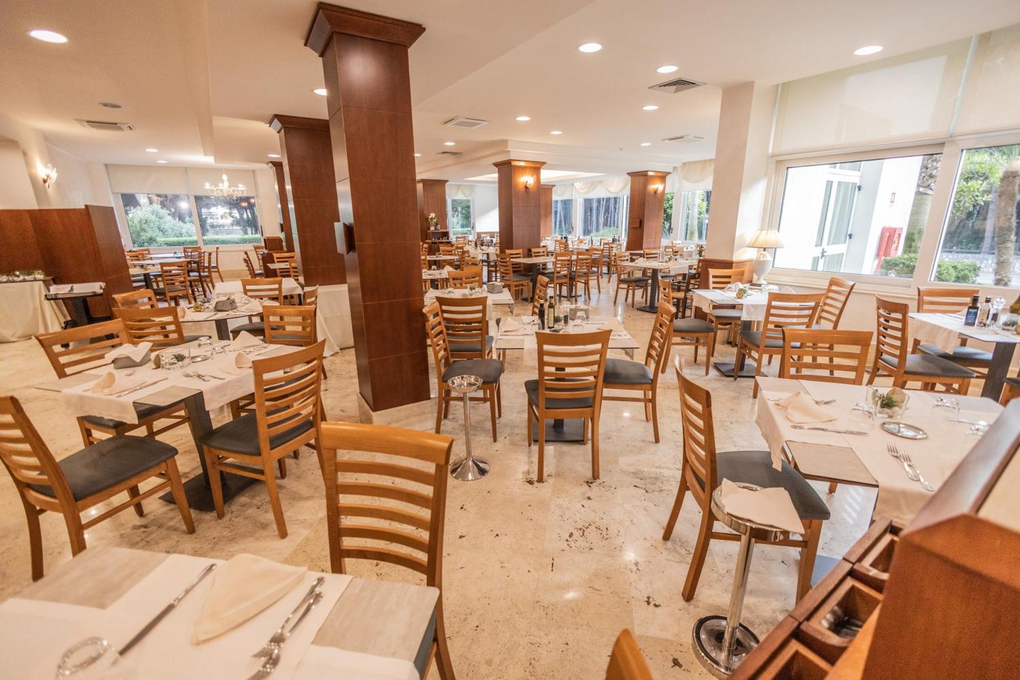 Hotel Le Palme Пестум Екстер'єр фото