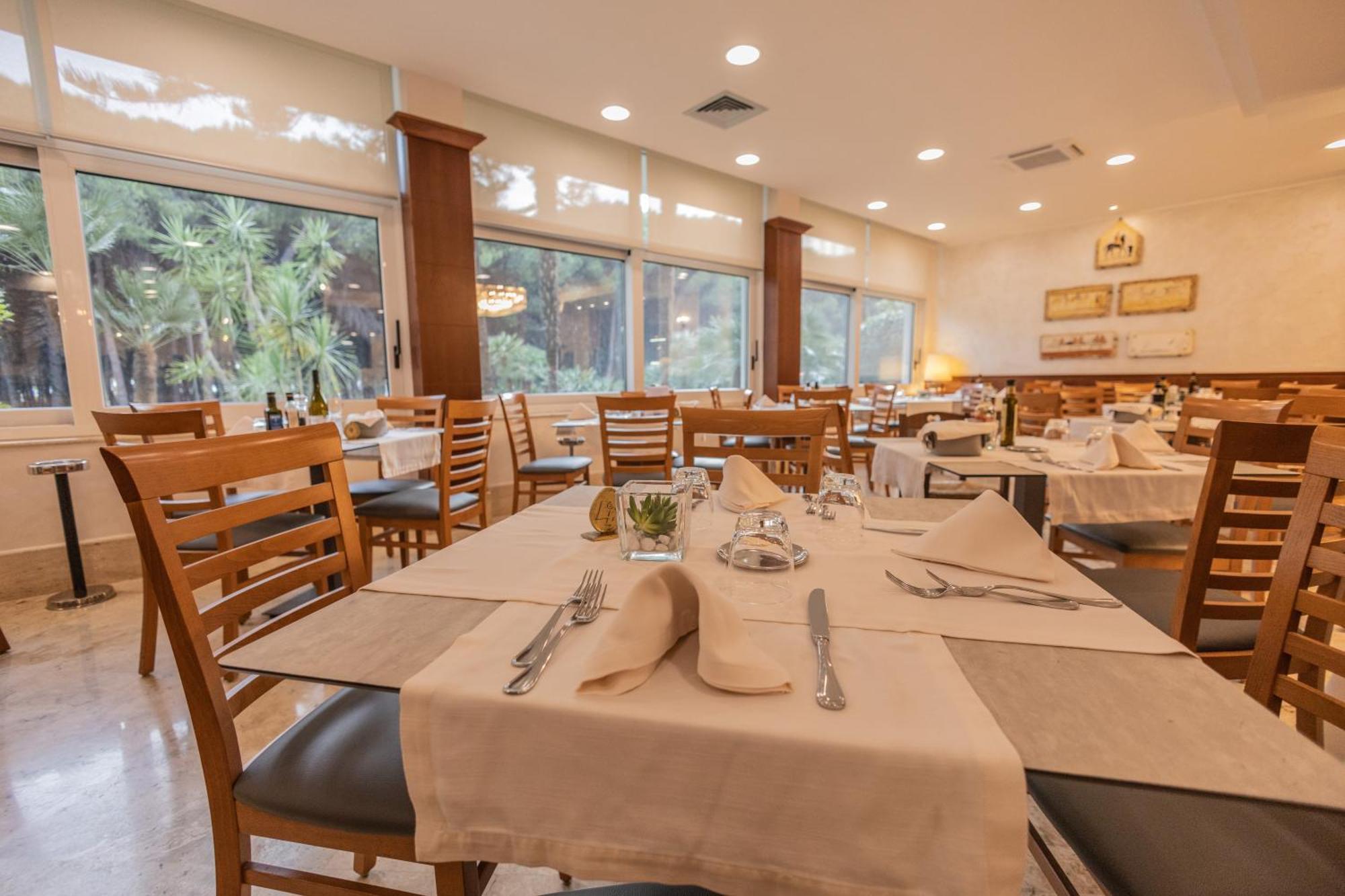Hotel Le Palme Пестум Екстер'єр фото